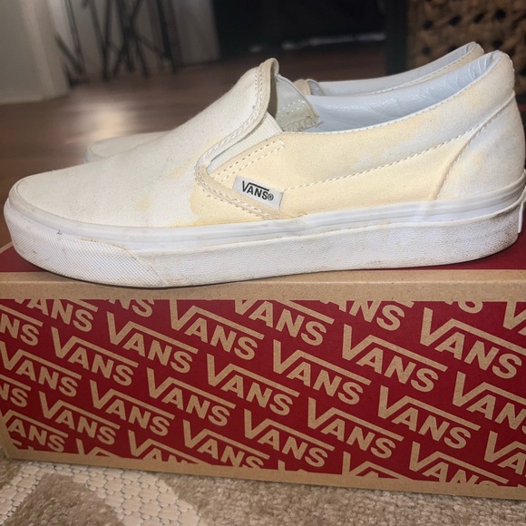 White slip on fans - Picture 3 of 6